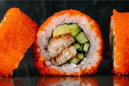 Ролл Калифорния Унаги