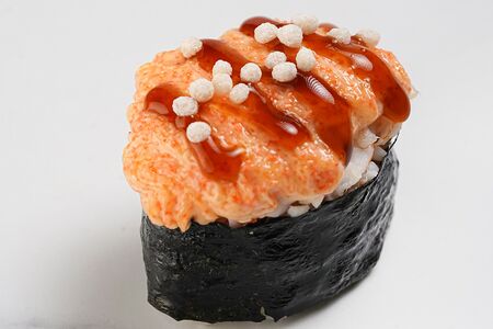 Запеченный гункан с креветкой