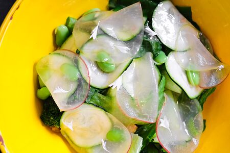 Зеленый салат