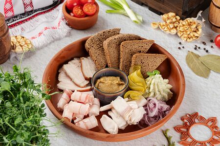 Ассорти домашнего сала