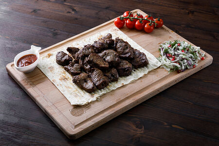 Шашлык из телячьей вырезки 1кг