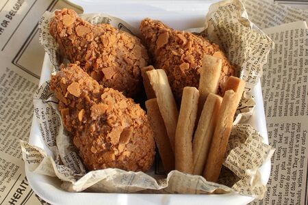 Набор пирожных Ножки КФЦ и картошка фри