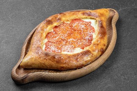 Хачапури с пеперони 