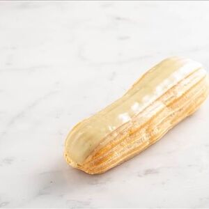 Эклер фисташковый