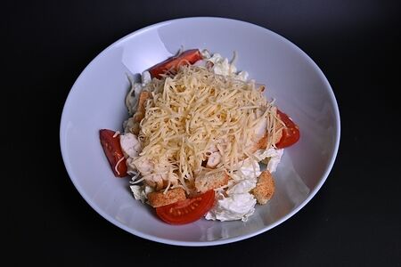 Салат цезарь