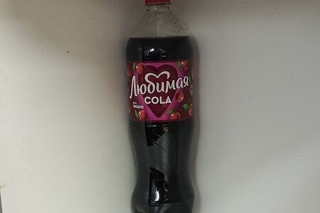 Любимая Cola Вишня