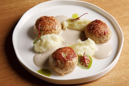 Котлеты из цыпленка с картофельным пюре