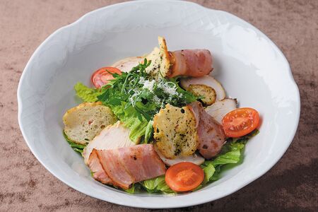 Цезарь с курицей