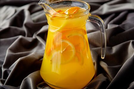 Лимонад манго-маракуйя