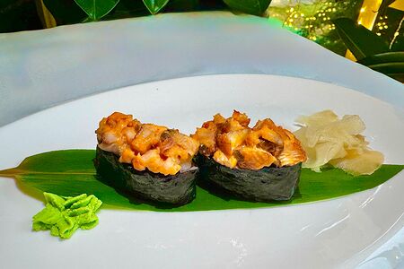 Гункан Угорь спайси