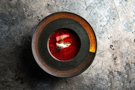 Борщ со сметаной