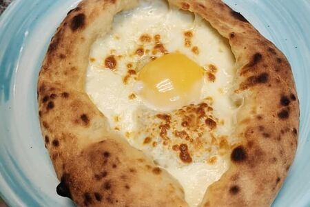 Хачапури по-аджарски