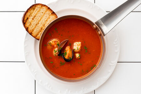 Средиземноморская рыбная похлебка