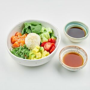 Поке с форелью