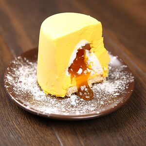 Пирожное Манго-маракуйя