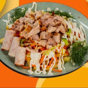 Шаурма в коробке с курицей