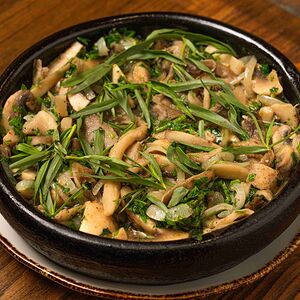 Տապակած սունկ կանաչիով