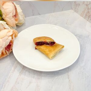 Блинчик с вишней