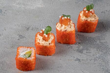 Ролл краб, лосось