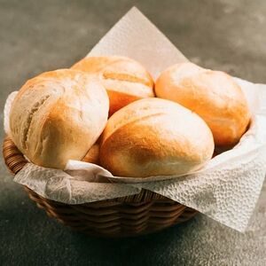 Булочка белая