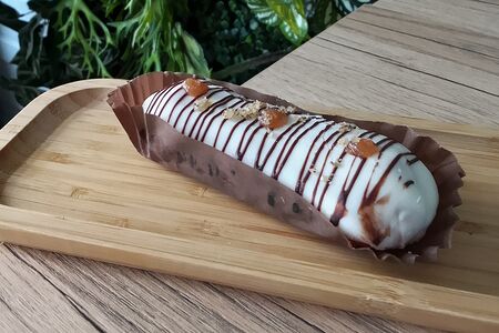 Эклер груша с сыром 