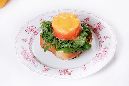 Бенедикт традиционный