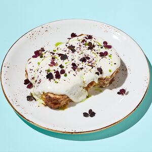 Крок месье с муссом,котто и сыром чеддер