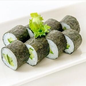 Ролл с огурцом