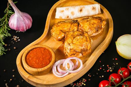 Куриные бедра на мангале