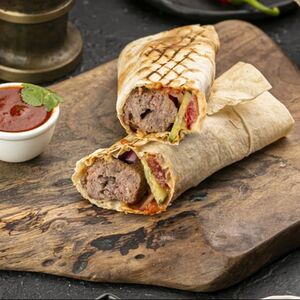 Люля из говядины в лаваше 