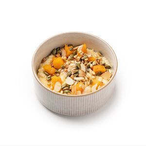 Каша пшенная с тыквой, кедровыми орешками и тыквенными семечками