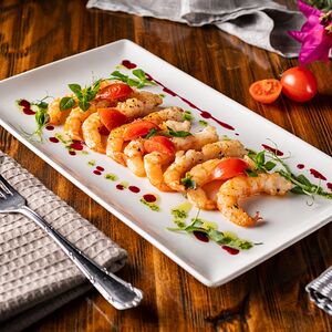 Тигровые креветки с соусом айоле