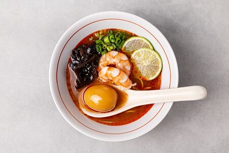 Том-ям Рамен