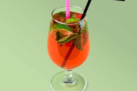 Мохито клубничный безалкогольный 