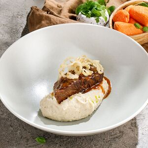 Говяжьи щёчки с трюфельным пюре