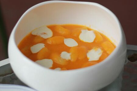 Ньокки с морковным кремом и страчателлой