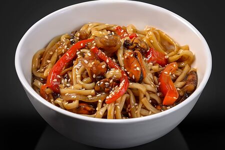 Вок с морепродуктами и мидиями в соусе Терияки