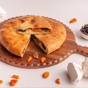 Пирог с зефиром и сухофруктами