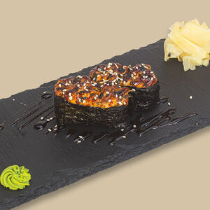 Суши запеченные с угрем