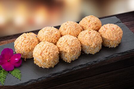 Острый ролл c крабом lux