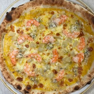 С кремом из тыквы, горгонзолой и креветками