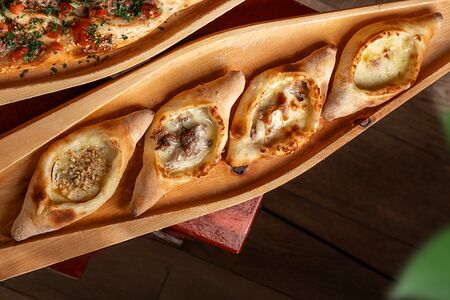 Ассорти мини-хачапури