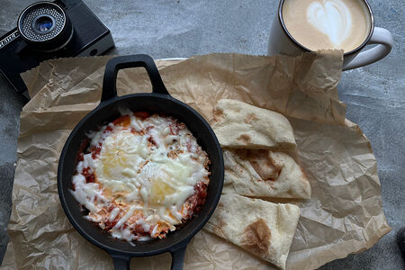 Шакшука с печёным перцем