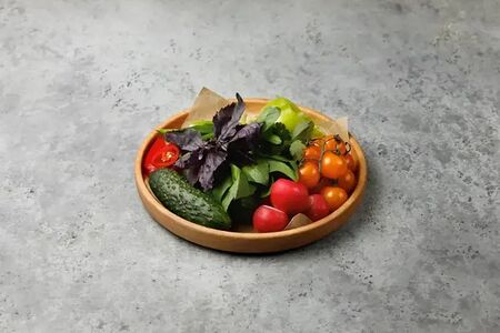 Сезонная овощная тарелка