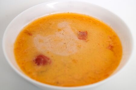 Томатно-сливочный суп с фаршем