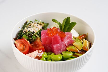 Поке с тунцом