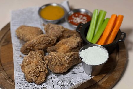 Куриные крылья в соусе сладкий чили