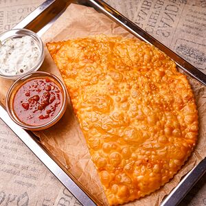 Чебурек с бараниной