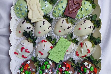 Набор клубники в шоколаде Новый год 2