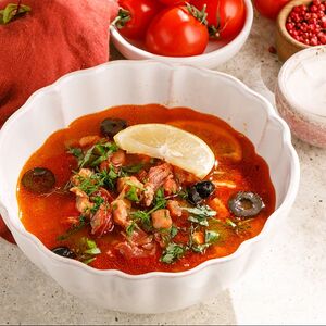 Солянка мясная